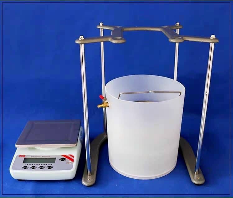 cân móc treo trong nước